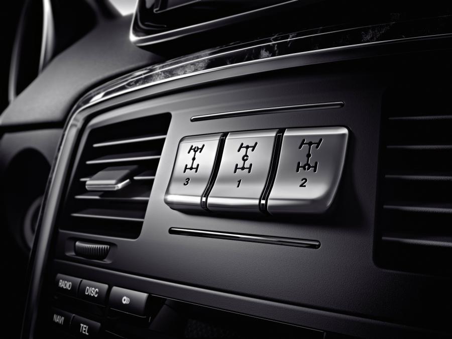  Mercedes-Benz G350 BlueTEC 2012 года  (фото 2 из 21)